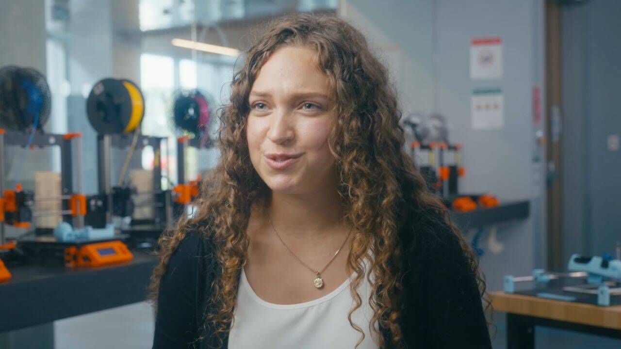 Lianna Genovese Creates Gadget to Help Cerebral Palsy Patients Paint