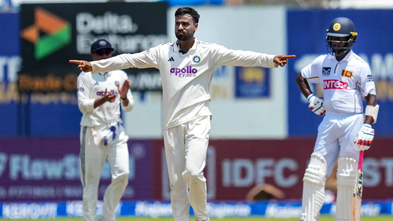 Jayasuriya Backs Suthar as Future Bowling Star