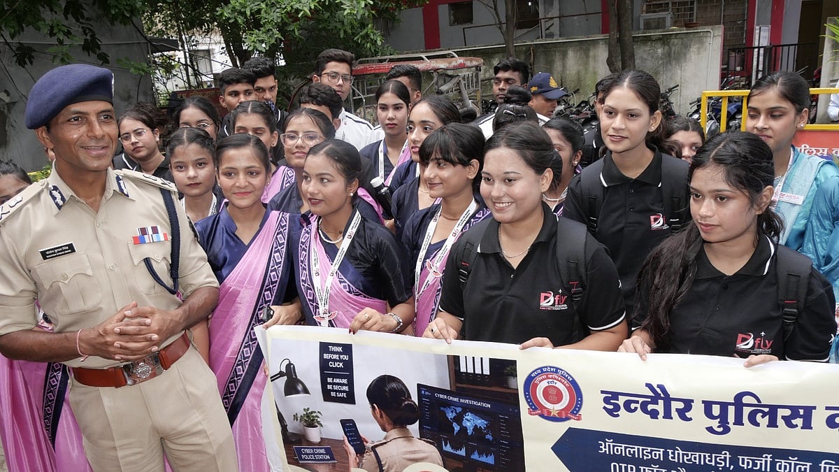 Indore Police Launch Cyber Help Desks At 5 Stations