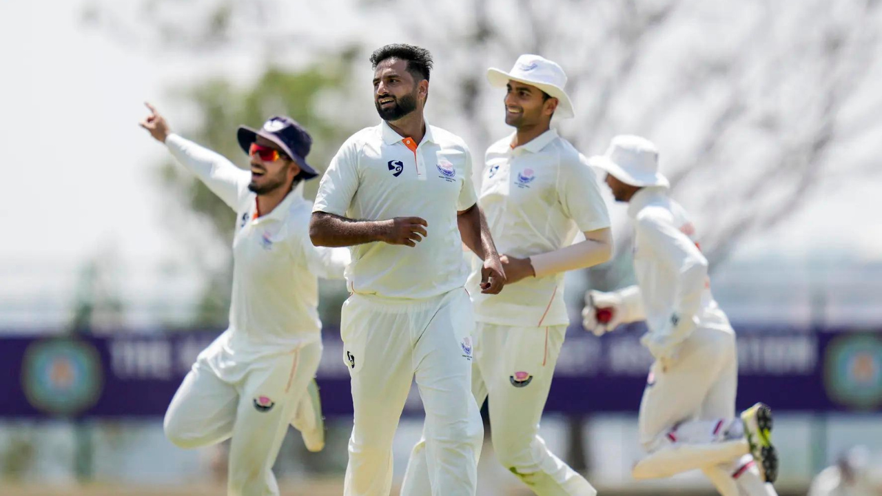Auqib Nabi Replaces Jasprit Bumrah in India Test Squad