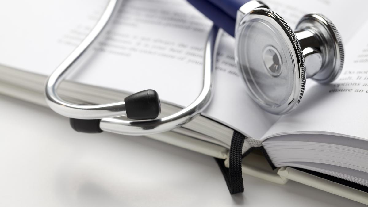 Maharashtra Bill Fails to Regulate Private Hospital Rates