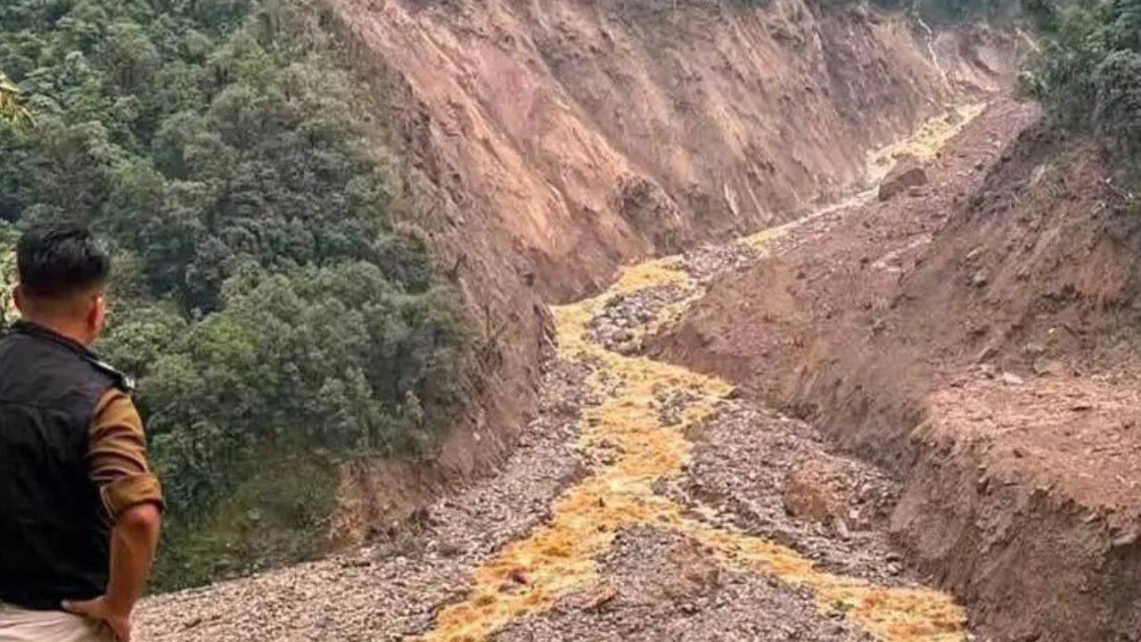 Landslide Hits Sikkim's Mangan, Blocks Teesta River