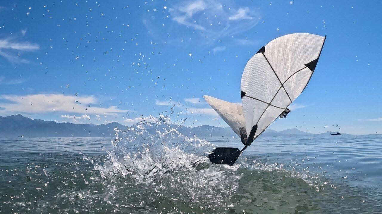 MIT Robot Flies, Dives, Takes Off Again