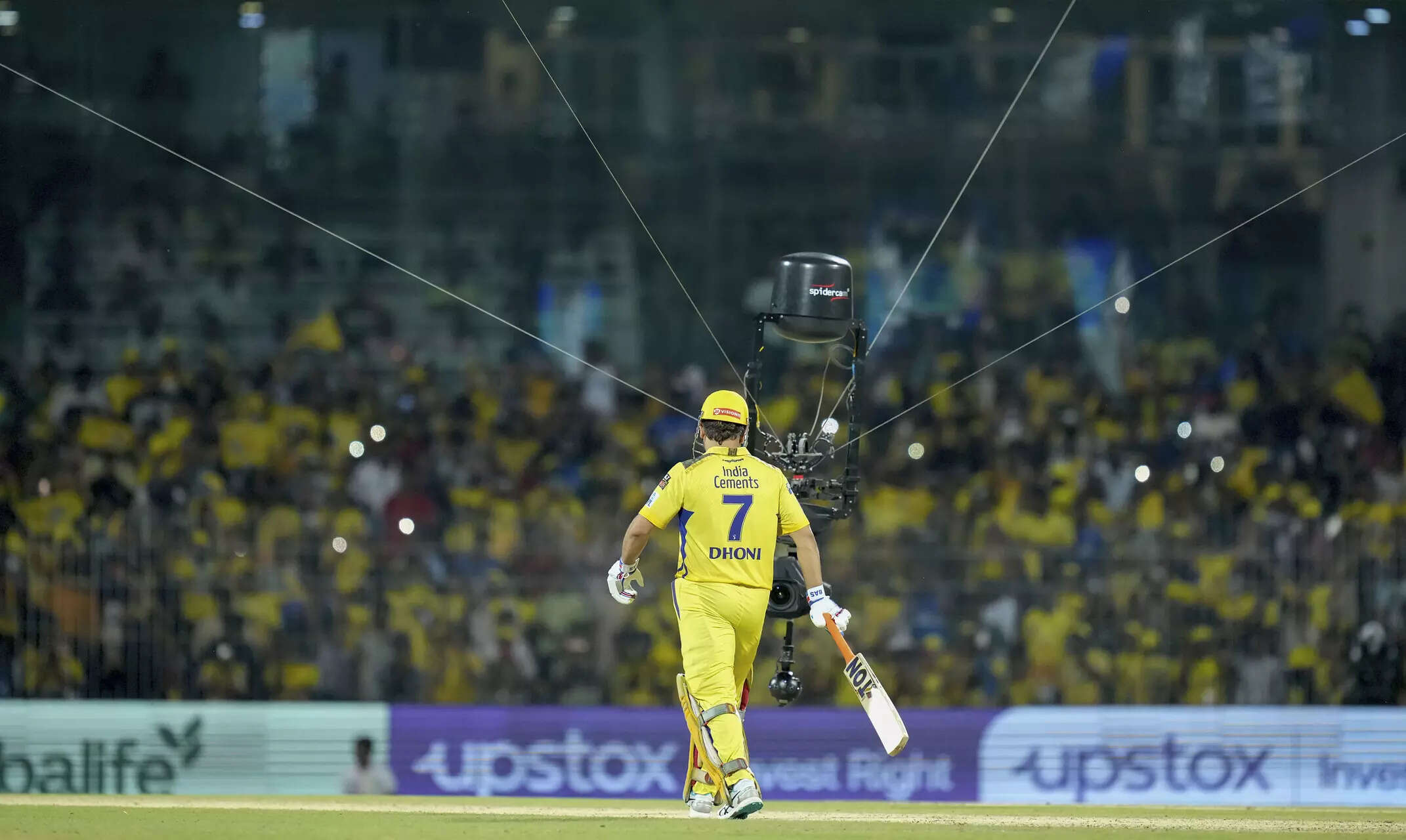 Ashwin Backs Dhoni as Next CSK Coach