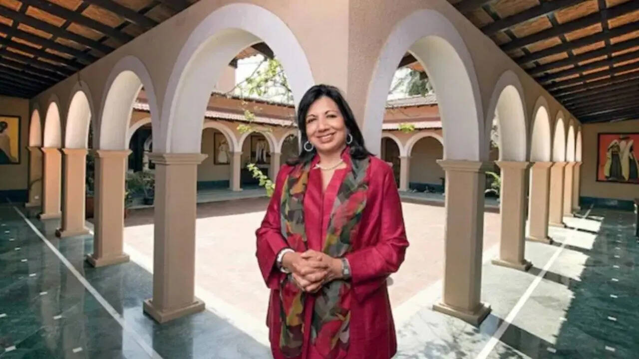 Kiran Mazumdar-Shaw Confronts MLA Over Poor Road Conditions