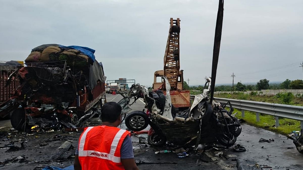 5 Killed in Samruddhi Expressway Crash