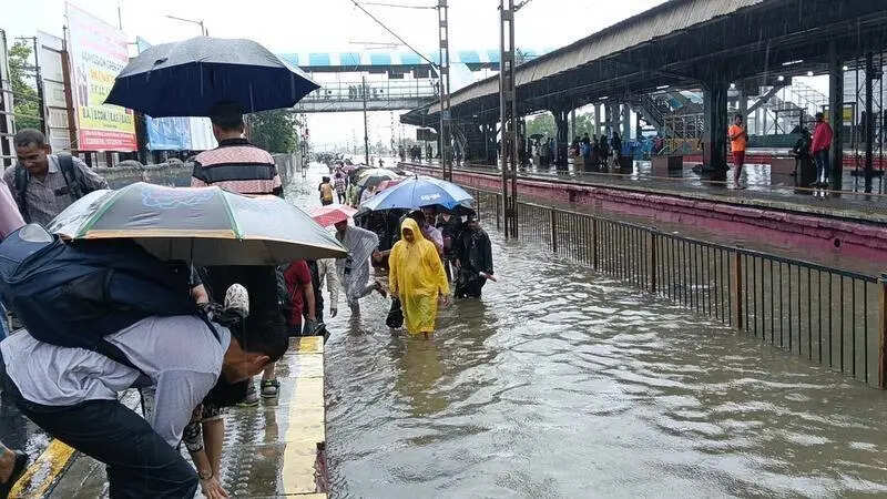 Vasai-Virar Floods Disrupt Life