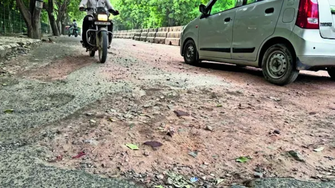 Gurgaon Struggles with Annual Road Repairs