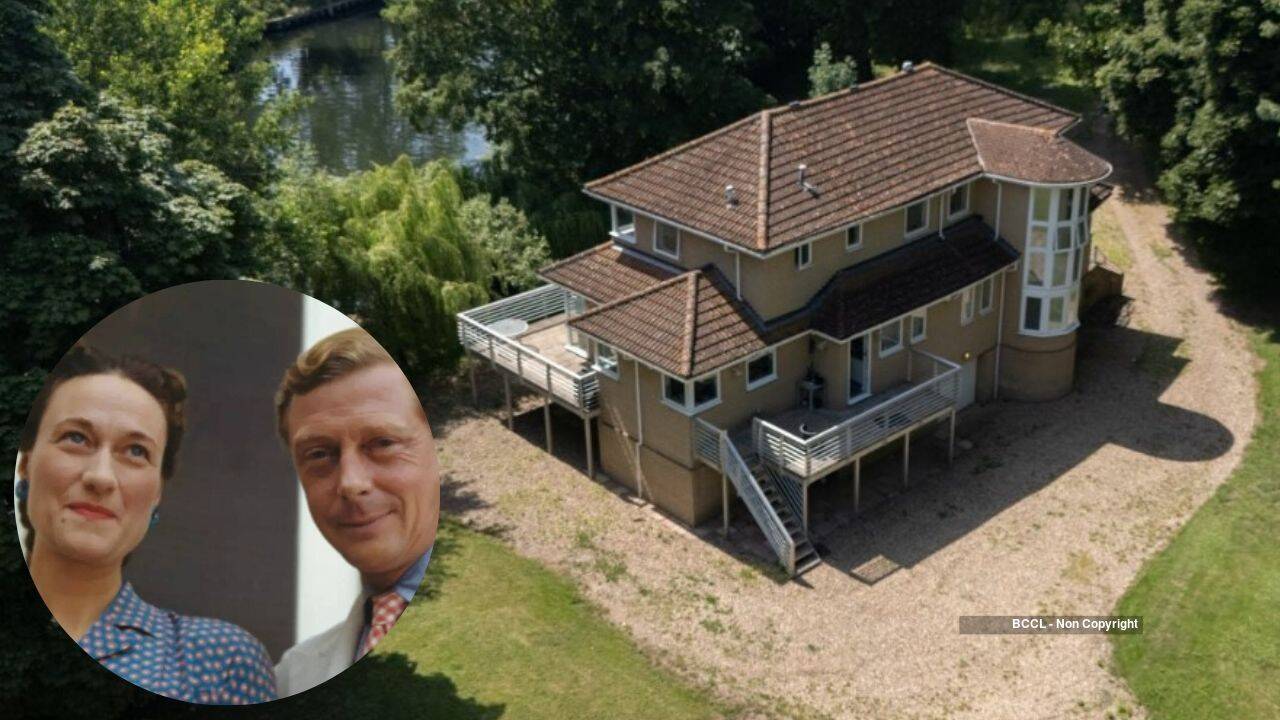 Thames Islands Linked to Edward VIII Up for Auction