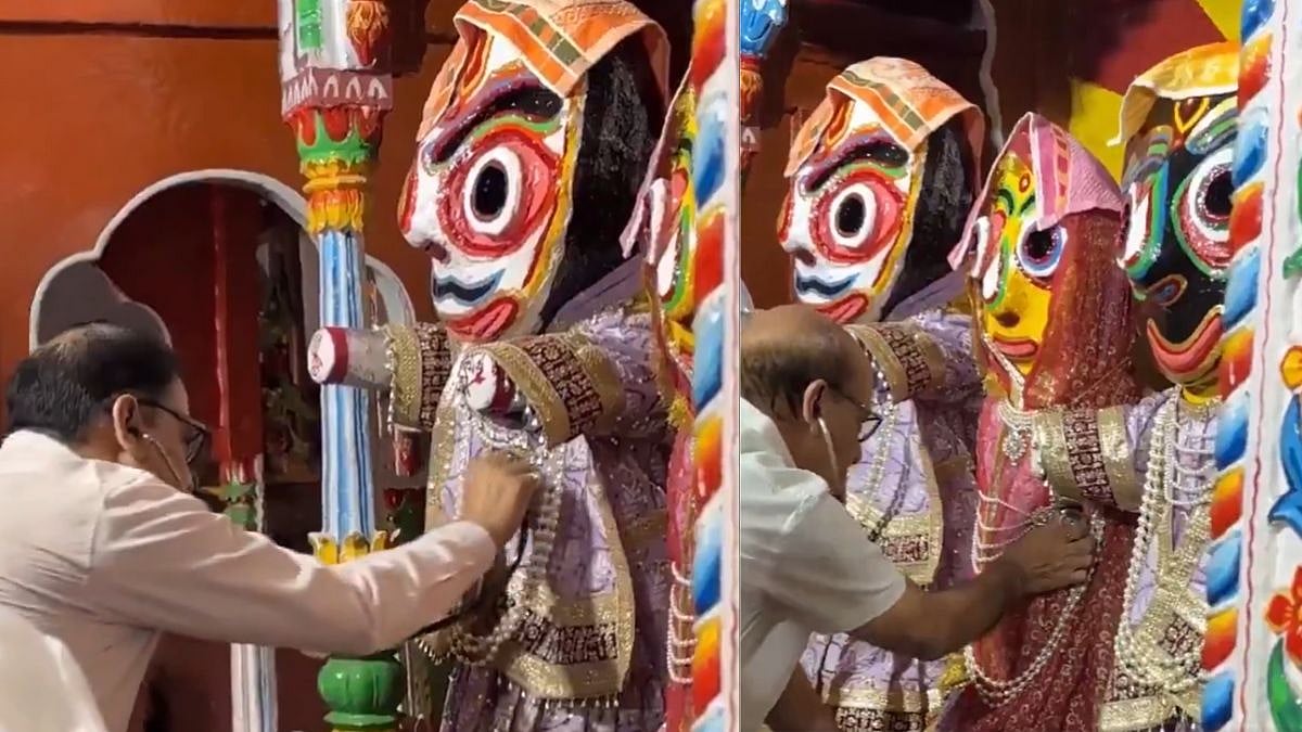 Doctors Perform Ceremonial Checkup On Lord Jagannath