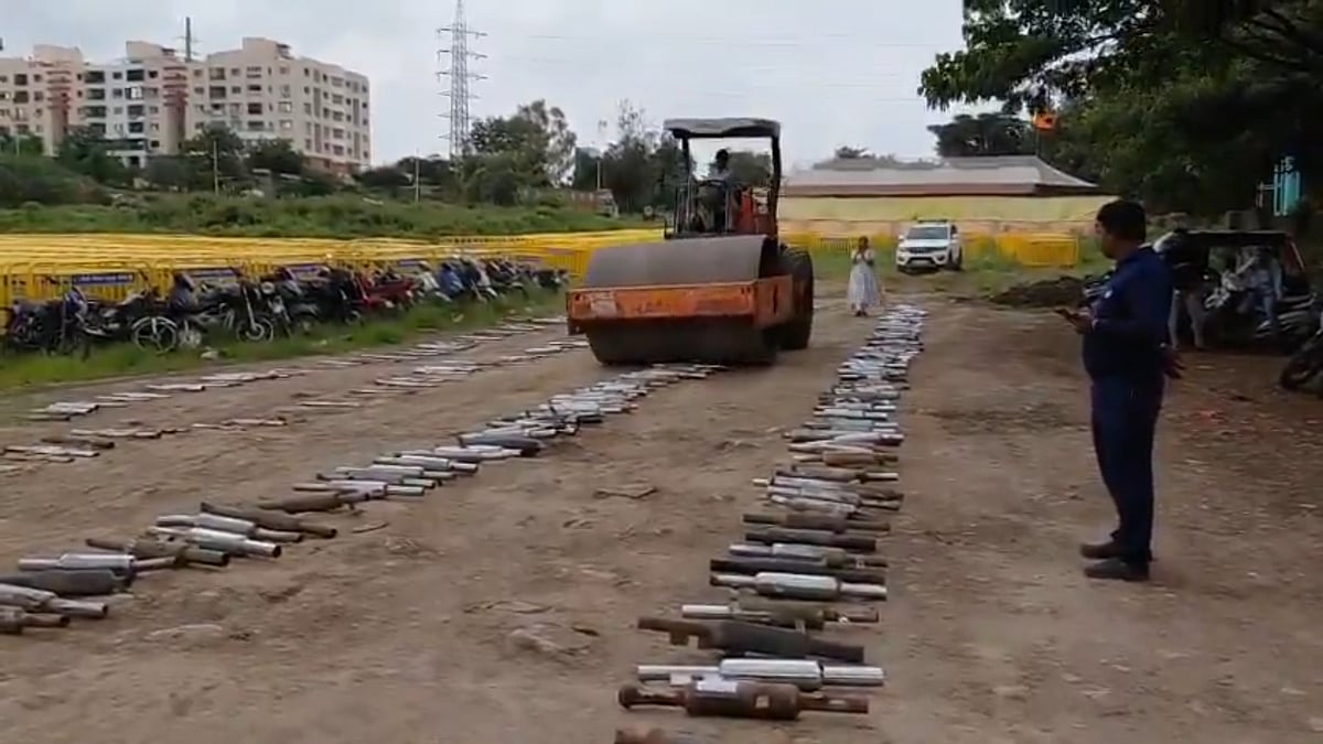 Pimpri-Chinchwad Police Destroy 2,566 Illegal Number Plates, 569 Silencers