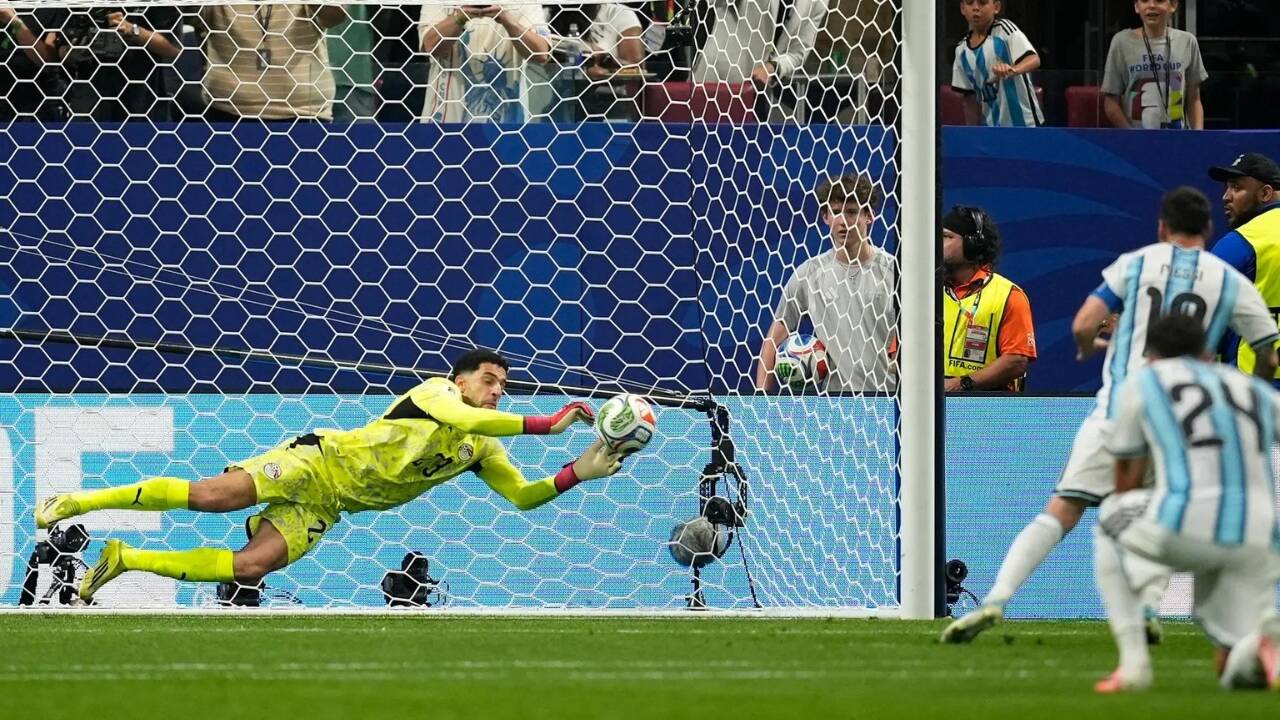 Messi Misses Penalty, Sets Unwanted Record