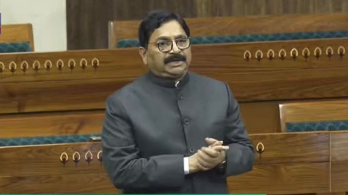 Mumbai MP Proposes 150-Foot National Flag At Jogeshwari College