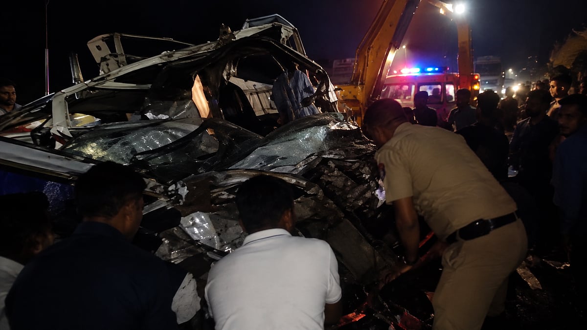 Pune Crash On Navale Bridge Corridor Causes Traffic Jam