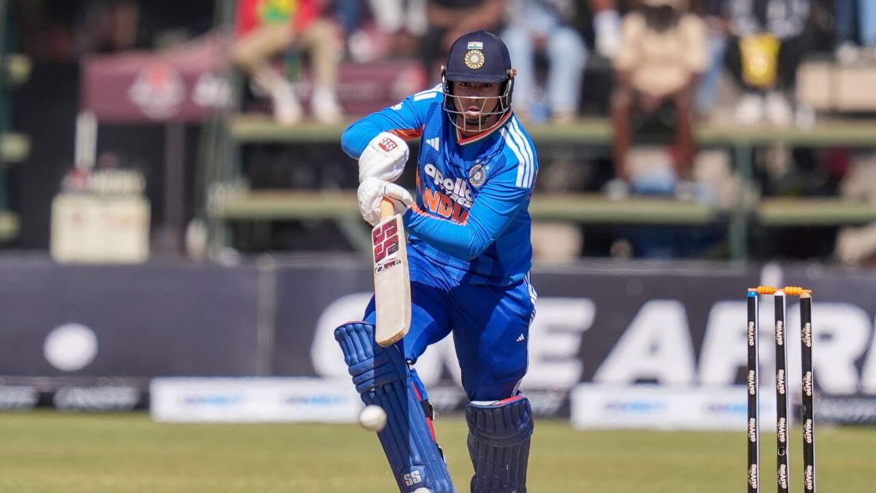Shikhar Dhawan Reviews Sooryavanshi