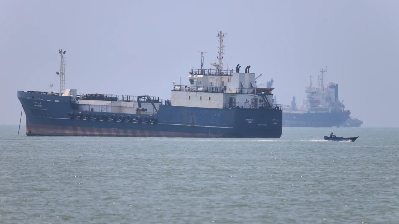 US and Iran Clash Over Hormuz Control