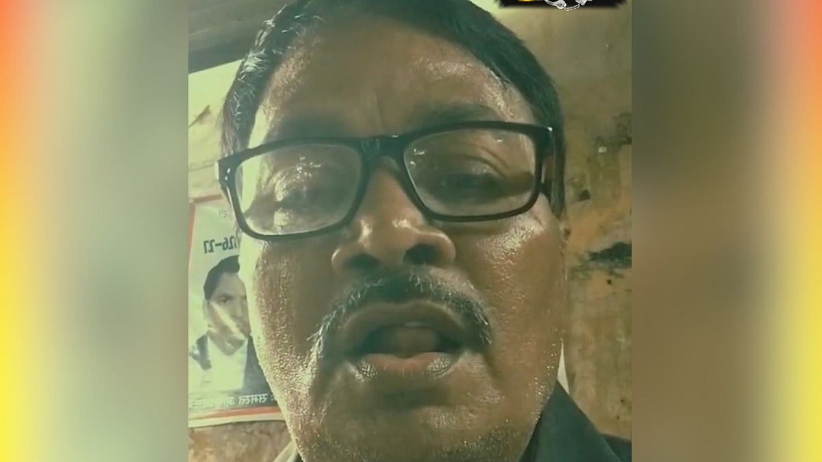 Mumbai Autorickshaw Driver Refuses to Speak Marathi