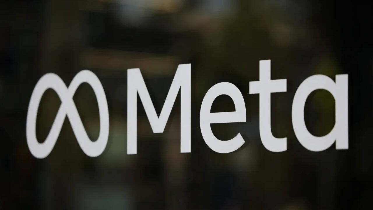 Meta Ditches Google Chat for Slack