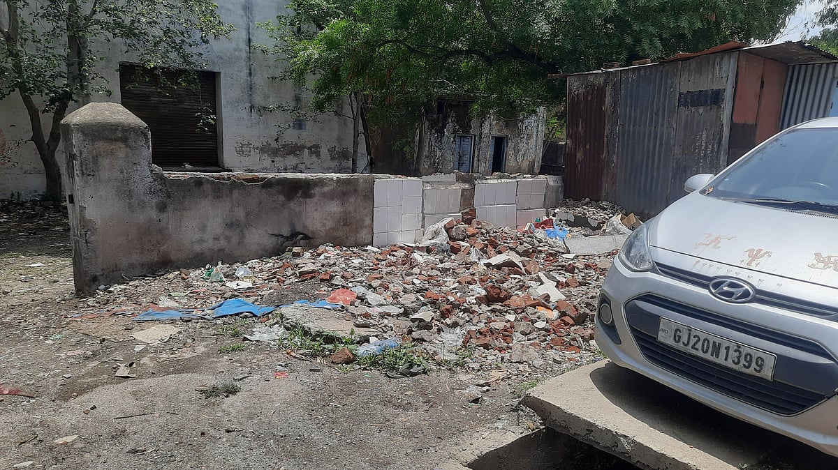 Meghnagar Lacks Public Toilets Despite ODF Claim