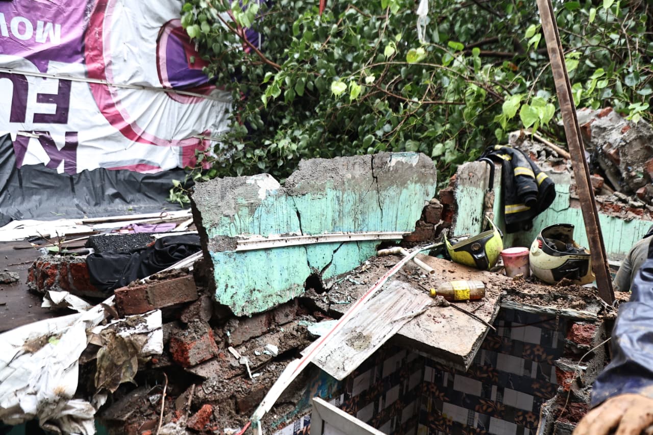 Mumbai Landslide Kills 6 Amid Heavy Rain