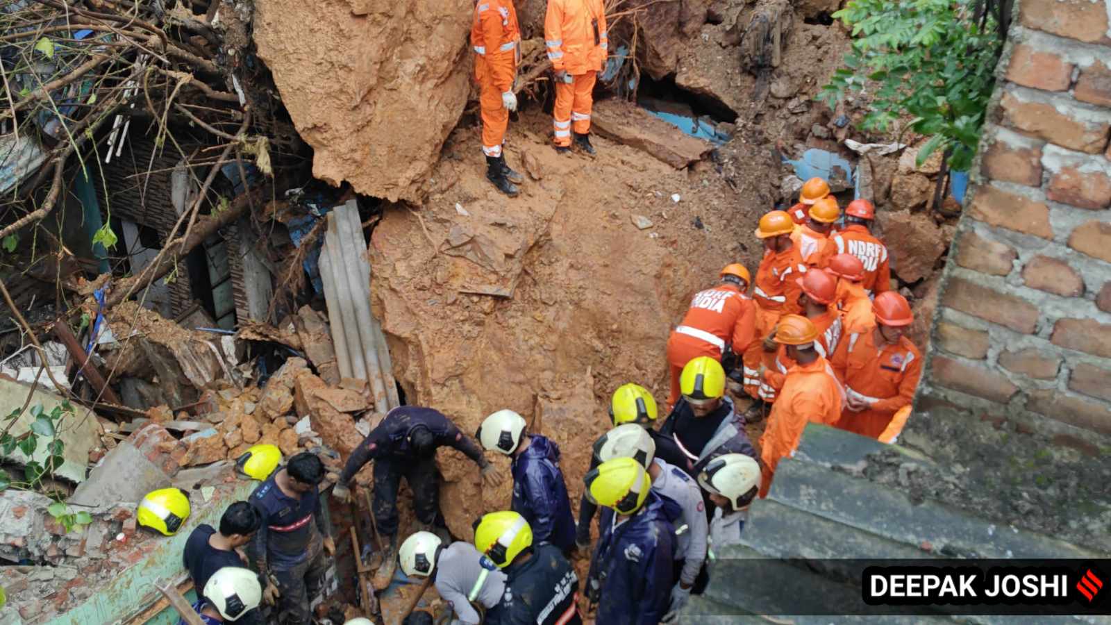 Mumbai Landslide Kills 7 Amid Heavy Rain