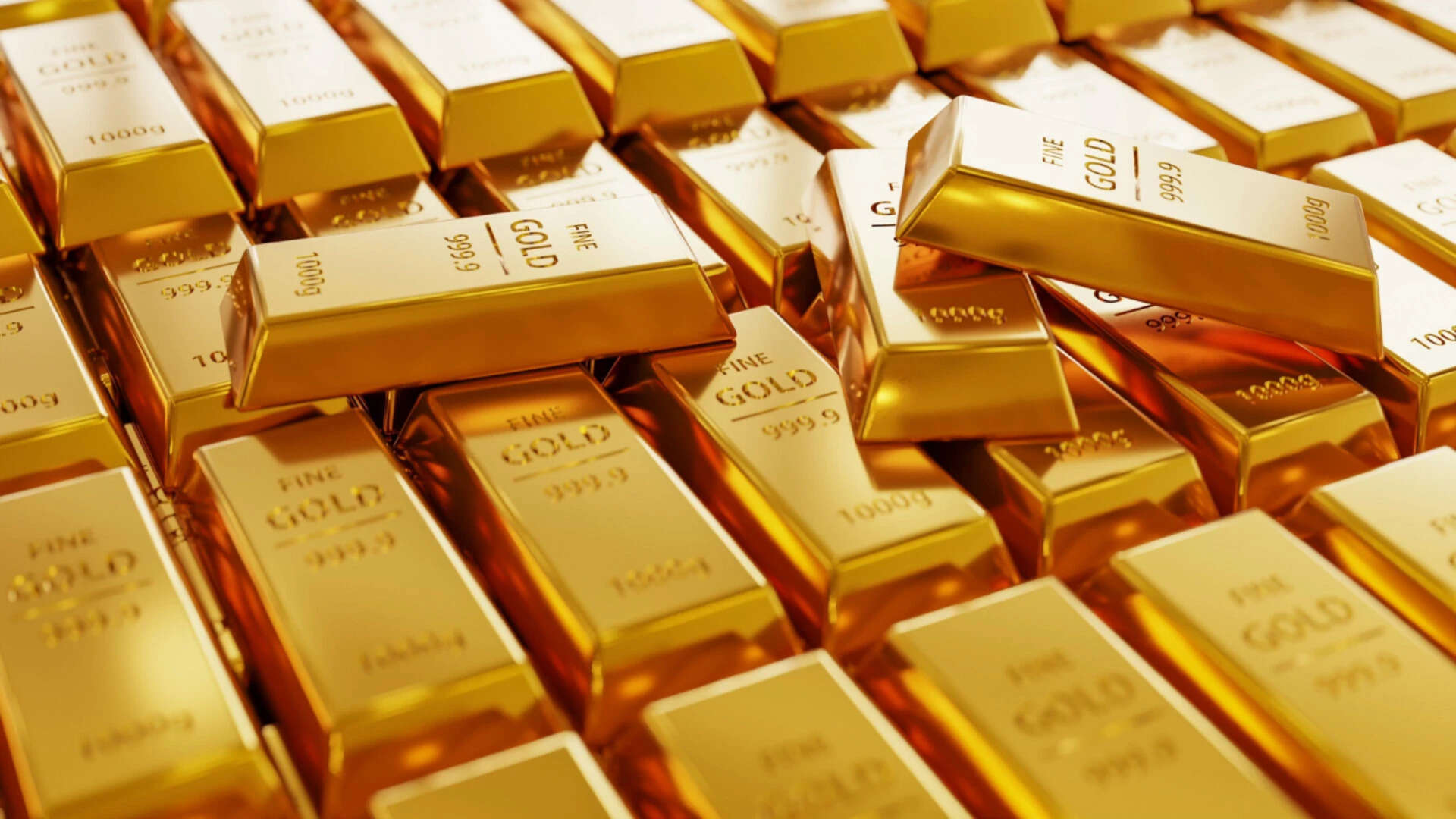 Gold's Secret: Surface Atoms Prevent Tarnish