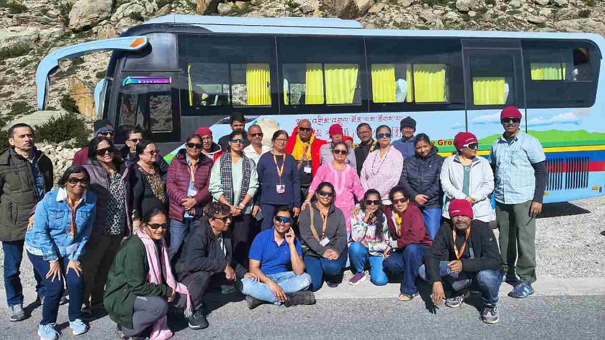 Maharashtra Rescues Stranded Tourists In Nepal And China