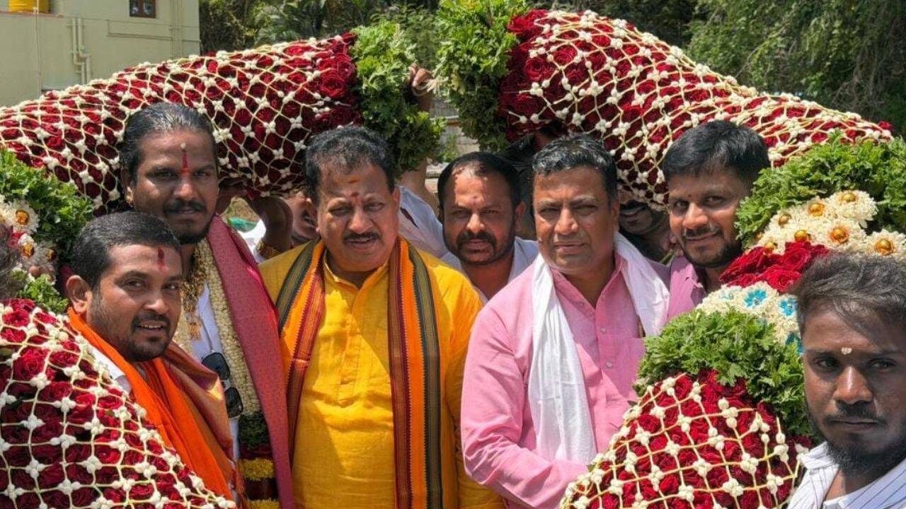 Karnataka BJP MLA Celebrates Birthday with Rowdy Sheeter