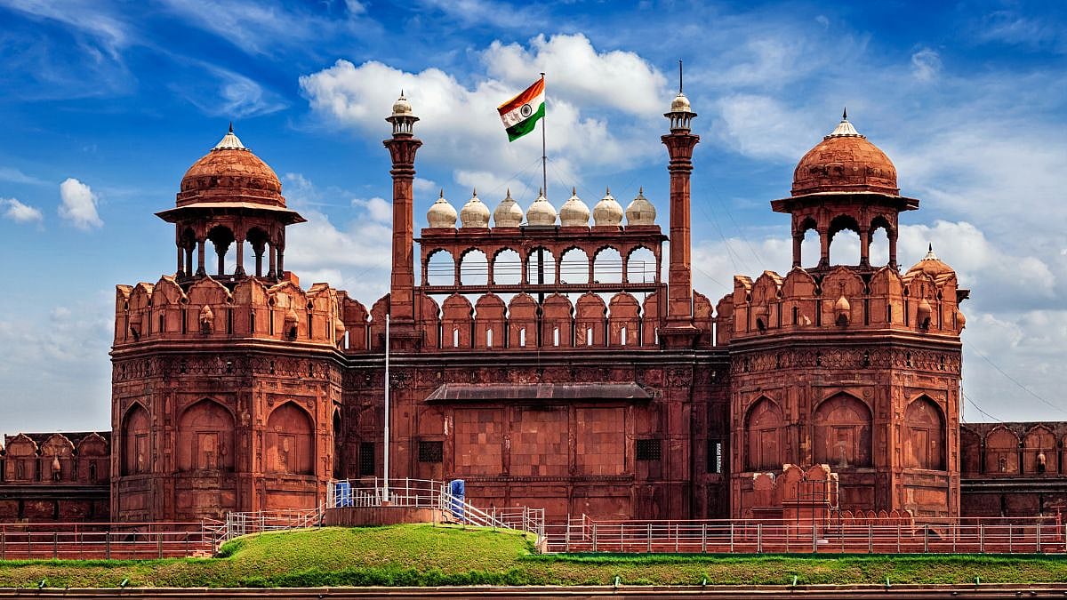 Vande Mataram Sung At Red Fort For First Time On 80th Independence Day