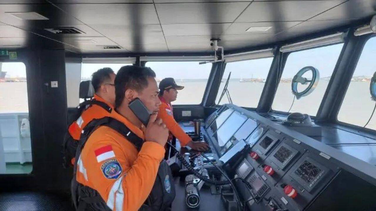 Indonesia Searches for 129 Missing After Ferry Sinks