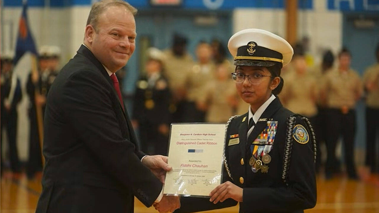 Teen Leads 300 US Navy Cadets