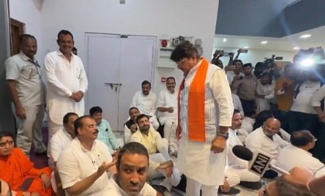 MP Assembly: Congress Protests Over Police Action On Students