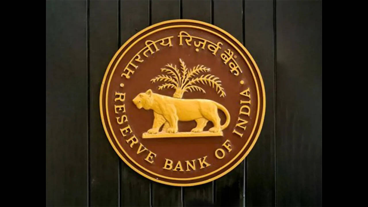 RBI Keeps Repo Rate at 5.25%