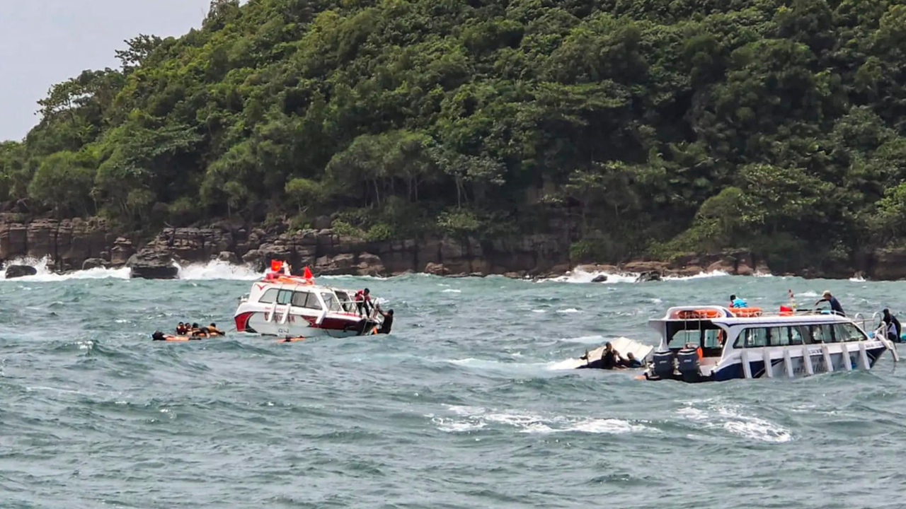Remains of 15 Indian Tourists Flown Home