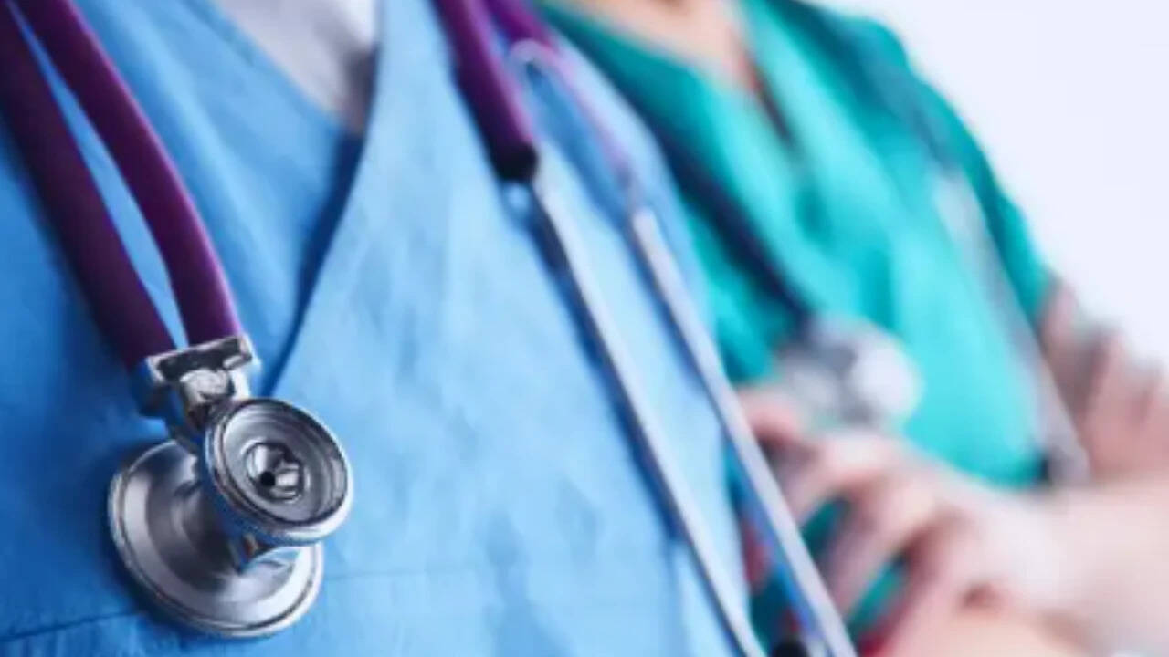 Mumbai Crime Branch Arrests Fake Doctor