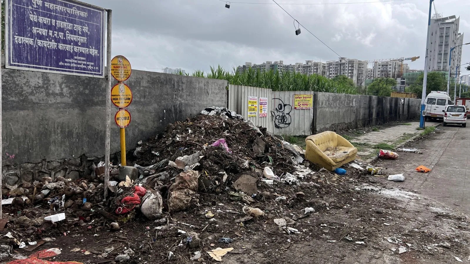 Mumbai May Get Singapore-Style Littering Fines