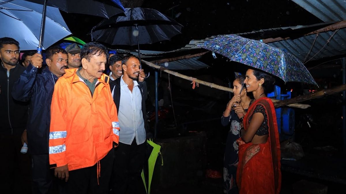 Minister Girish Mahajan Inspects Nashik Region Amid Cloudburst Warning