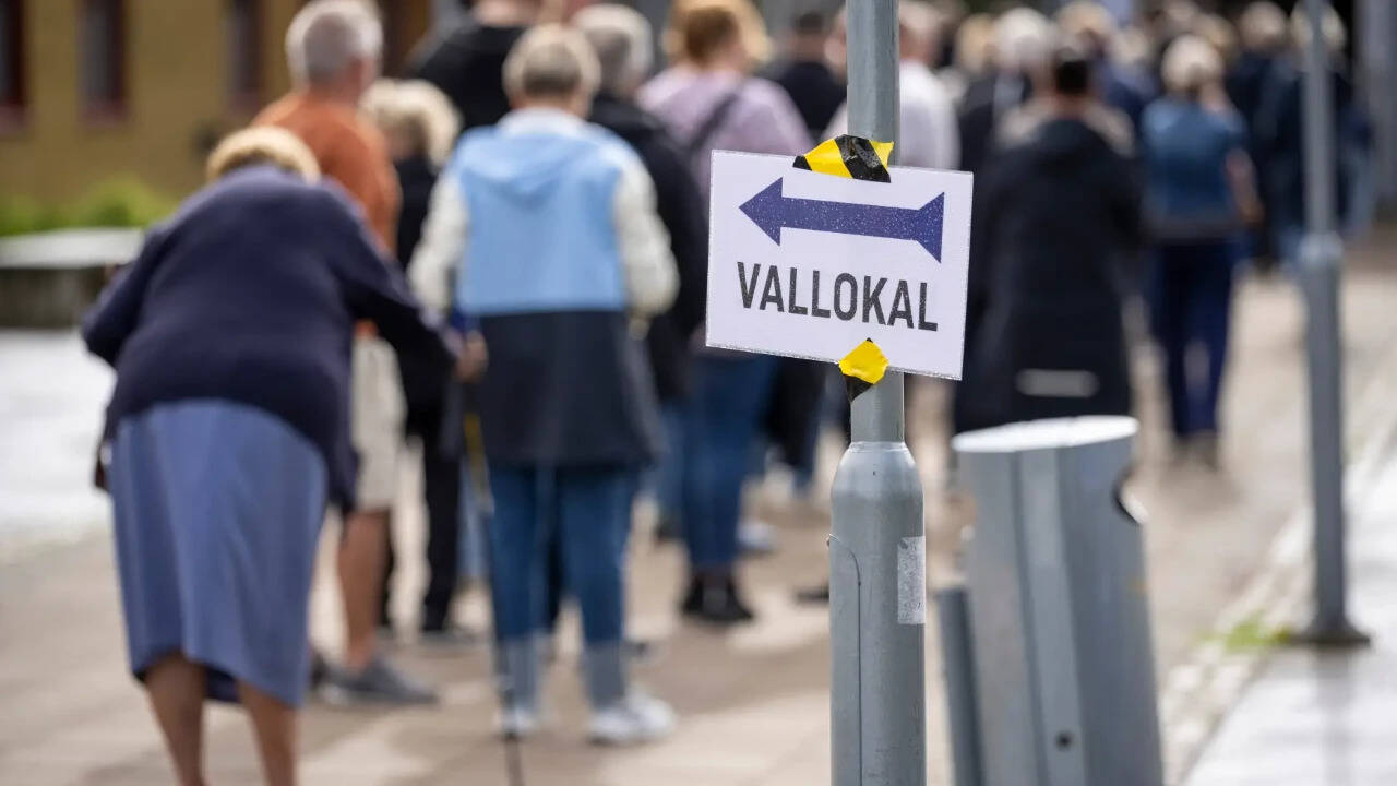 Sweden Election Deadlocked: Ruling Bloc Tied With Opposition