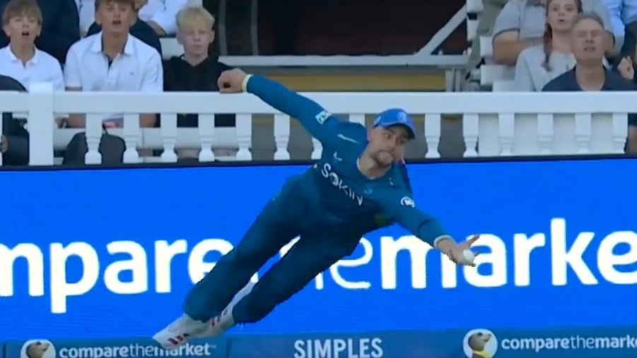 Will Jacks' Stunning Catch Sparks Reactions in The Hundred