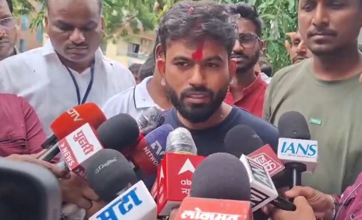 Abhijeet Dipke Returns to Chhatrapati Sambhajinagar After 36-Day Agitation