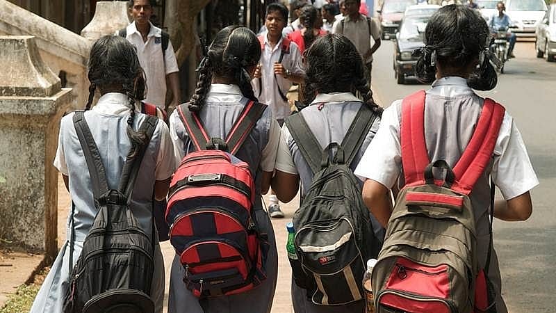 Raigad Anganwadi Worker Revolutionizes Early Education
