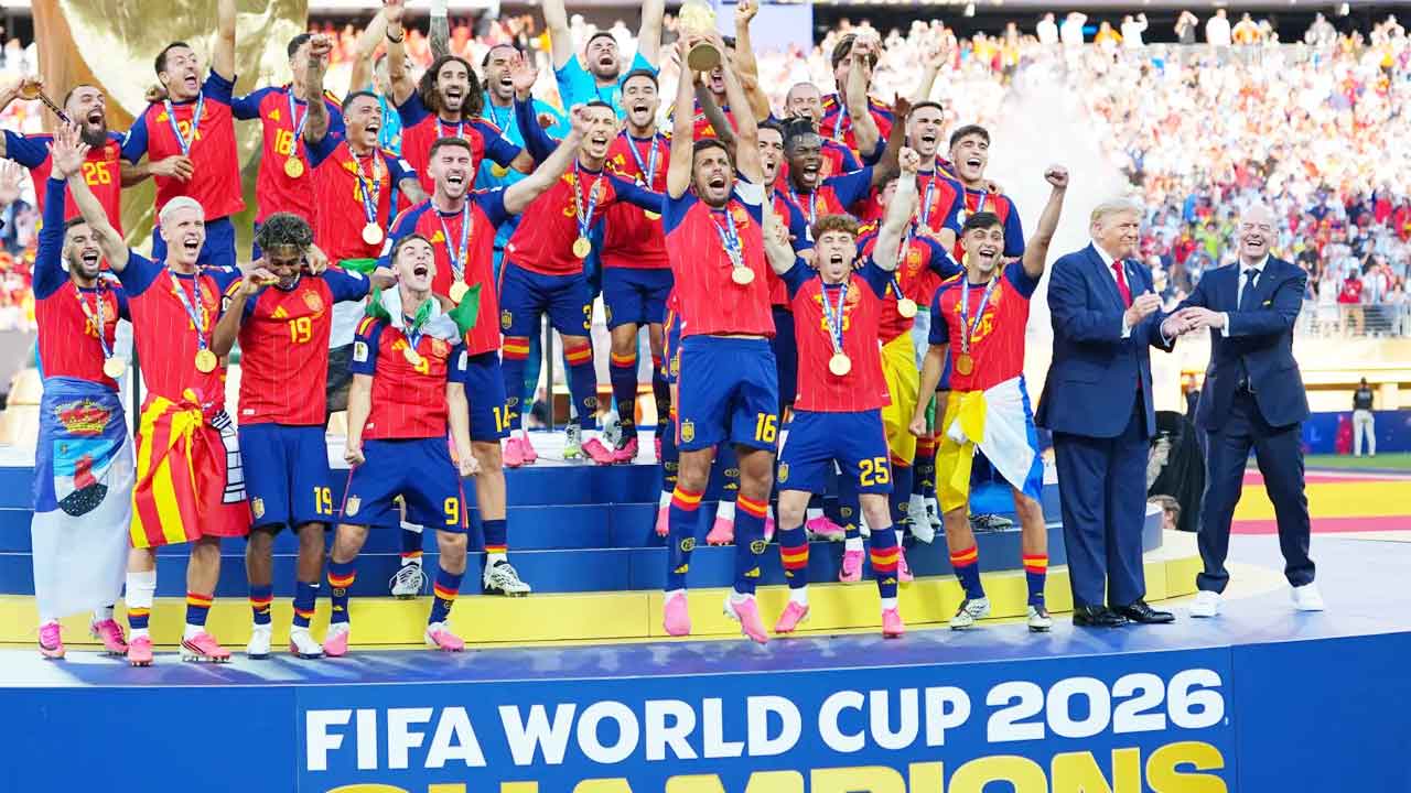 Trump Refuses to Leave Stage at World Cup Ceremony