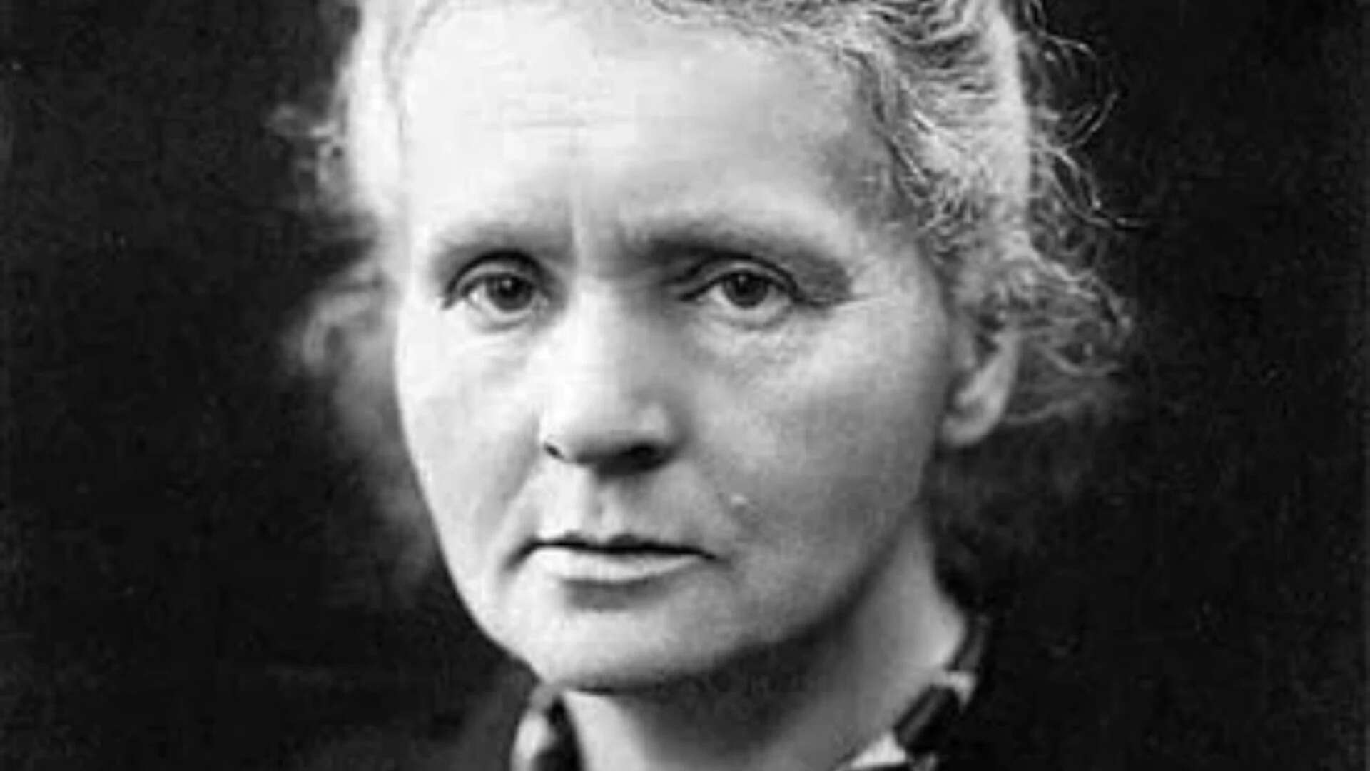 Marie Curie's Belongings Stored in Lead-Lined Boxes