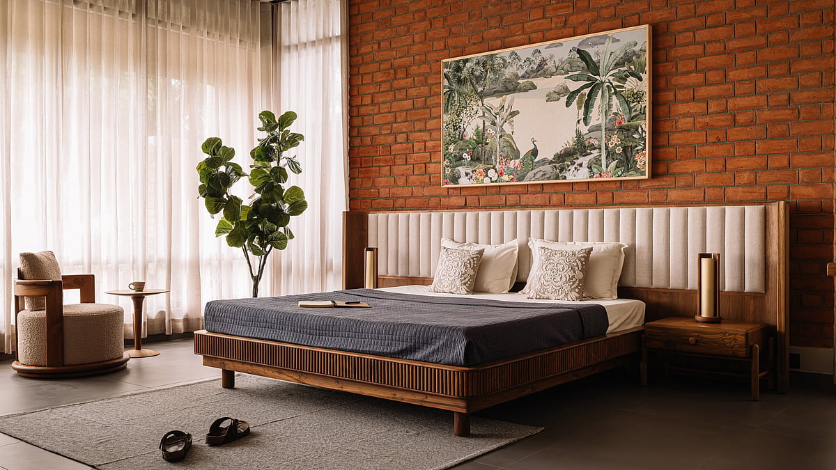 Mid-Century Modern Inspires Contemporary Furniture