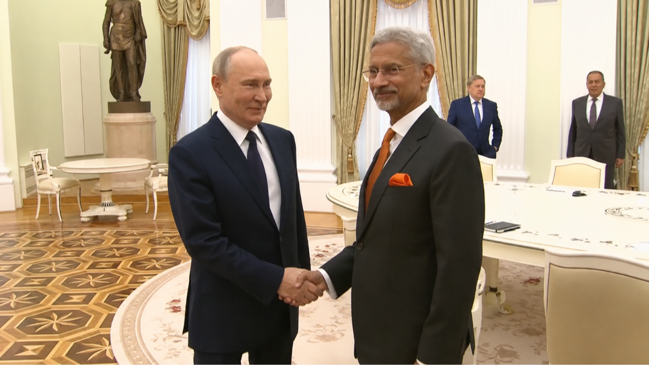 Putin Praises Modi for Boosting Russia-India Trade