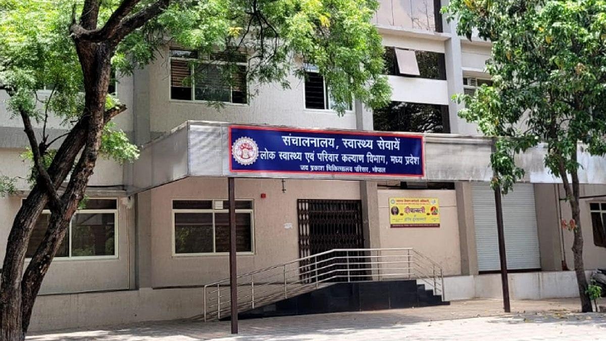 Bhopal Health Directorate Assets Seized Over ₹4 Crore Debt