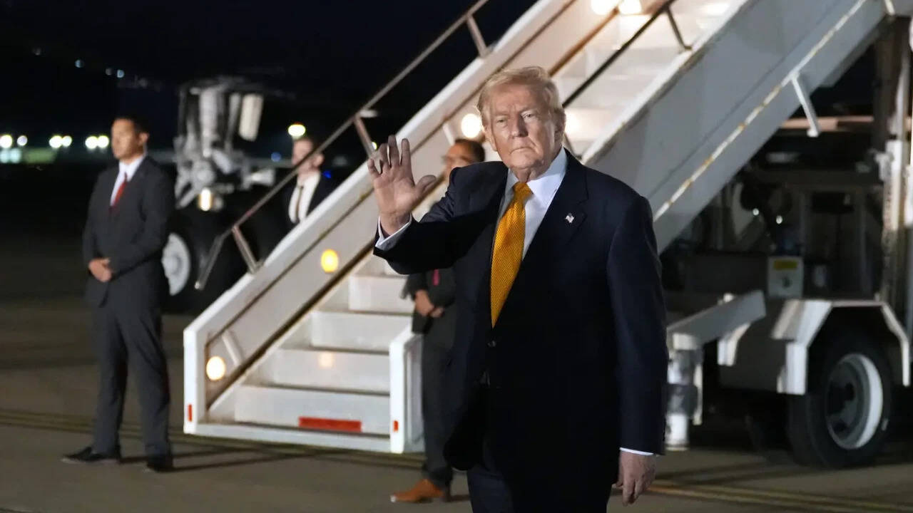 Trump Flies on Smaller Jet Due to Missile Threat